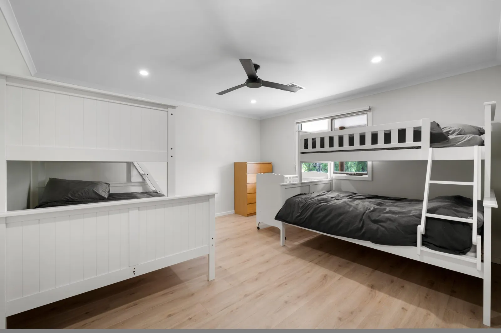 The Getaway — River Murray Retreat, Sleeps 24