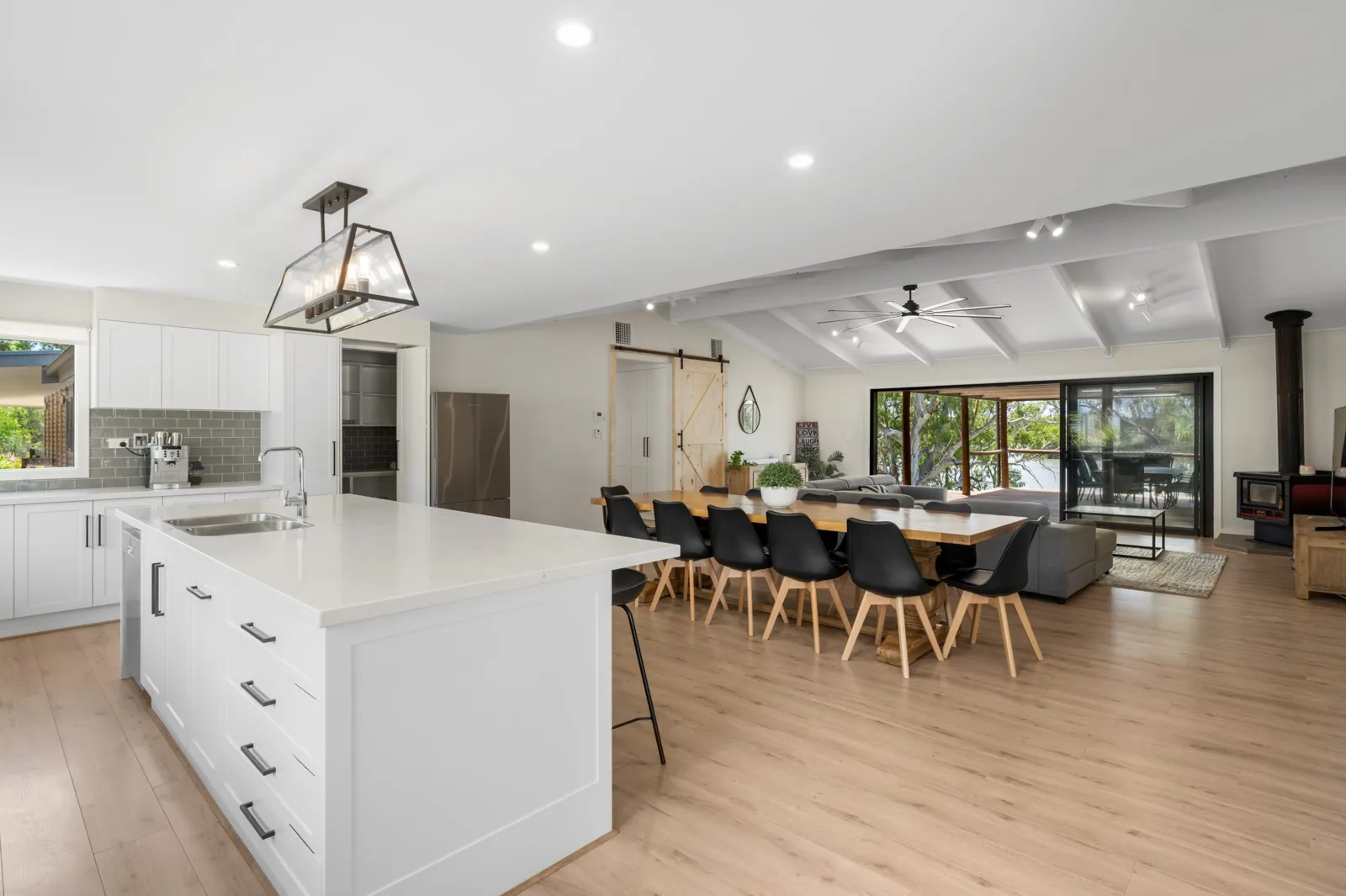 The Getaway — River Murray Retreat, Sleeps 24
