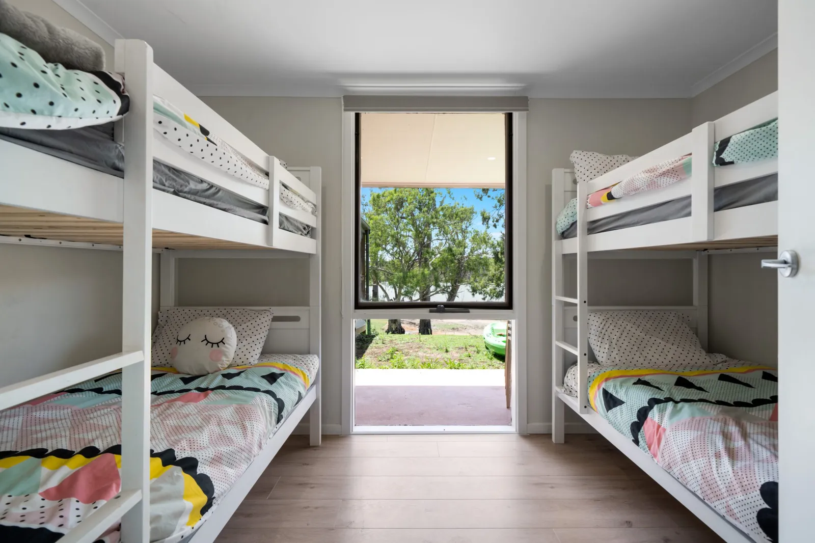 The Getaway — River Murray Retreat, Sleeps 24