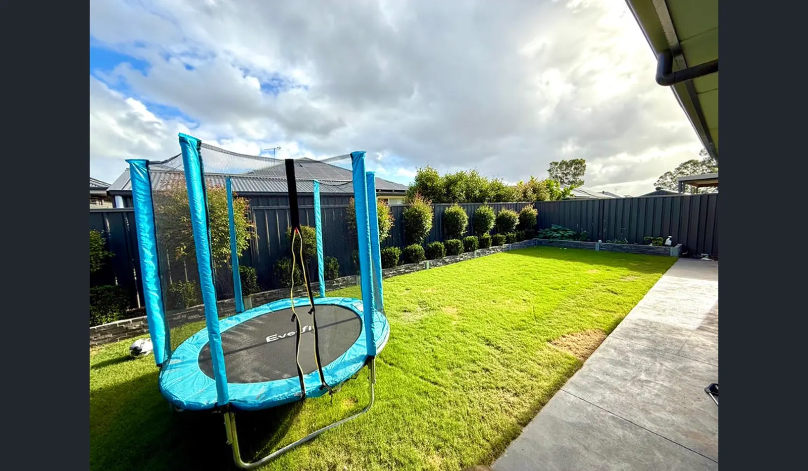 28 Sam Circuit, Angle Vale