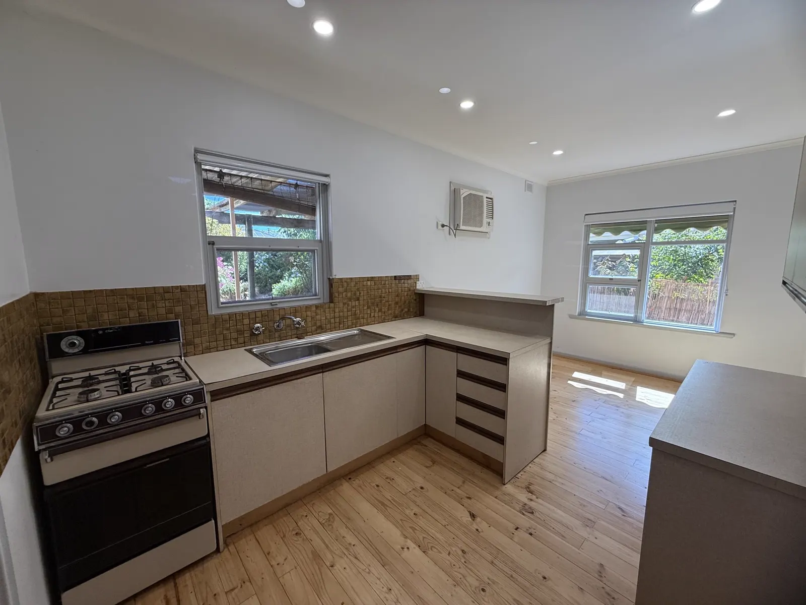 39 Lincoln Cres, Pooraka